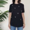 TENSIONE IN – T-shirt nera fiocchetti strass